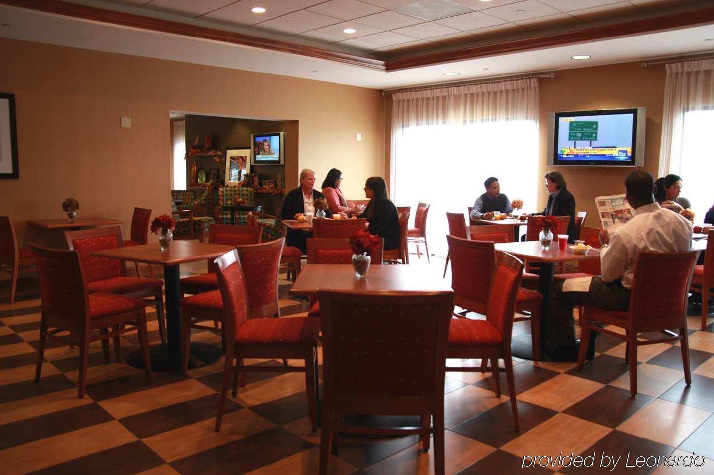 Hampton Inn Boston Logan Airport Restaurante foto